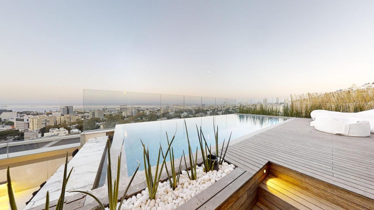 Serene - Infinity Cview Pool - 4 Bedrooms Luxury Penthouse حيفا المظهر الخارجي الصورة